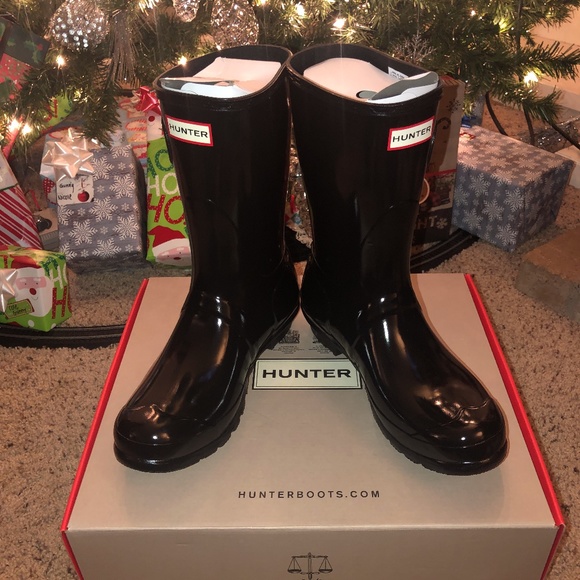 Hunter Shoes - Hunter Short Boots Black Gloss 10 Gorgeous